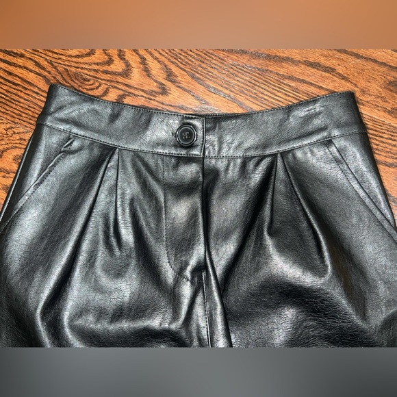 Princess Polly leather shorts - Picture 2 of 5